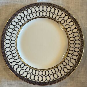 Wedgwood Renaissance Gold Bread and Butter Plate.